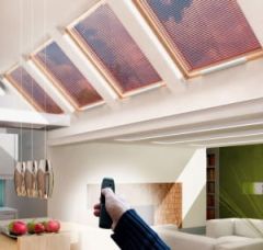 Elektrycznie otwierane okno dachowe Fakro FTU-V U5 Z-Wave