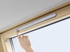 Okno dachowe VELUX GLL 1064B - dolne otwieranie - nawiewnik