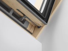 Klapowo-obrotowe okno dachowe VELUX GPL 3068 - zasuwka
