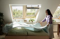 Elektrycznie otwierane okno dachowe VELUX GLL 106421