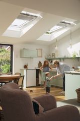 Solarna roleta zaciemniająca VELUX DSL.