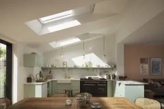 Solarna roleta zaciemniająca VELUX DSL.