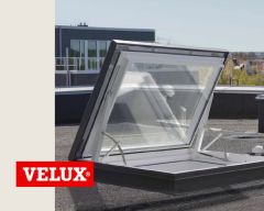 Sterowany elektrycznie wyłaz do dachu płaskiego VELUX CXU S20002.