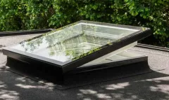 Płaski moduł szklany VELUX ISU 2093.