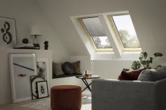 Przyciemniająca roleta wewnętrzna z prowadnicami VELUX RFL