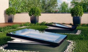 Okno do płaskiego dachu Fakro DMF DU6 140x140