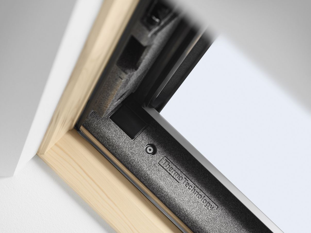Okno dachowe VELUX GLL 1064 Thermo Technology