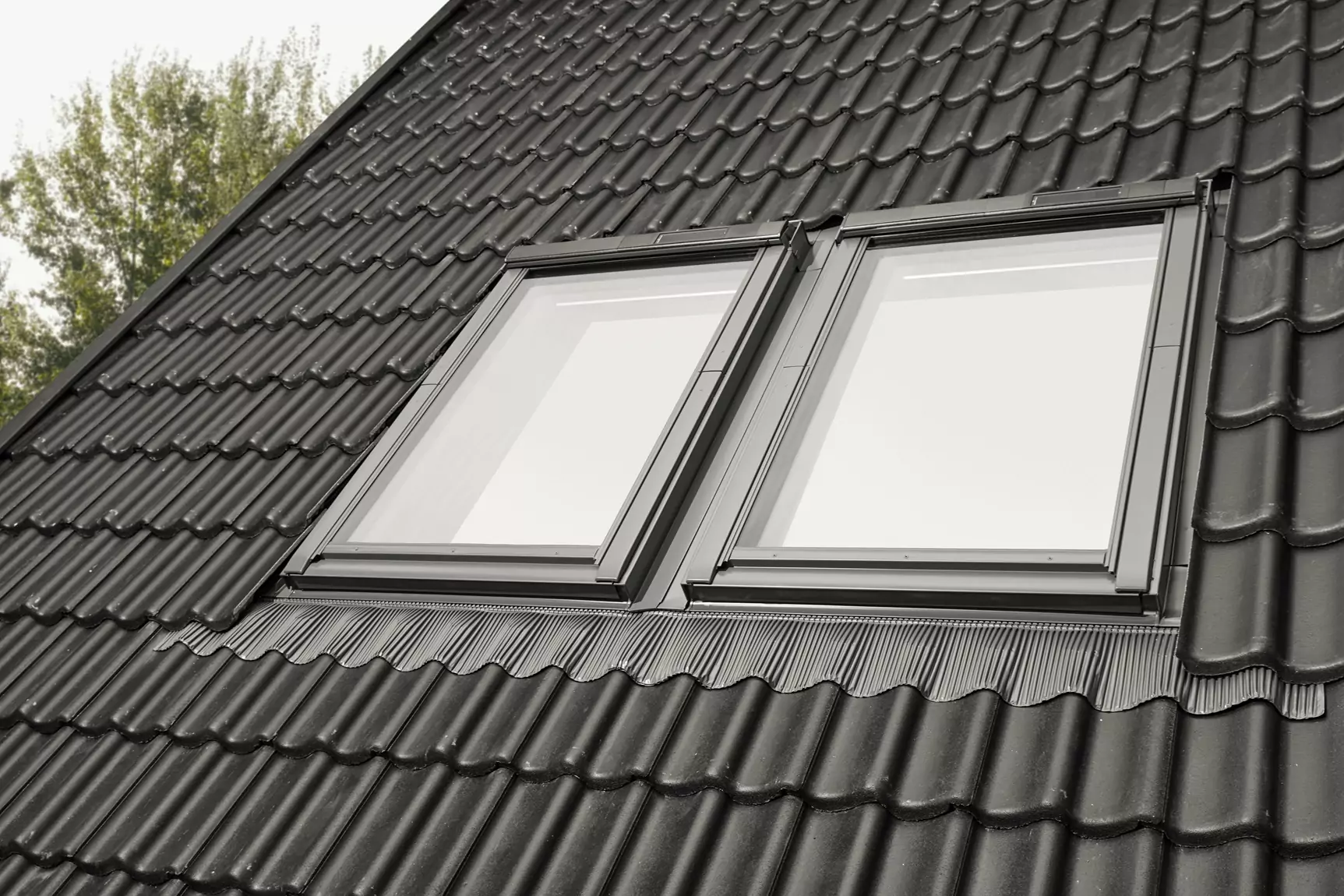 Podwójny kołnierz uszczelniający VELUX